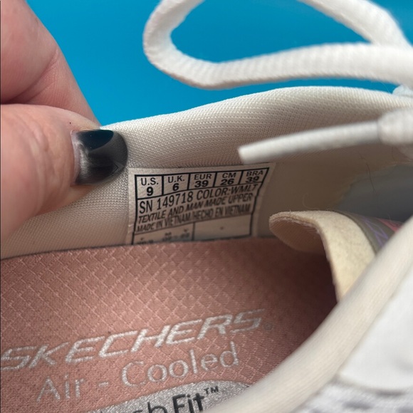 Skechers Air Cooled Arch Fit Sneakers, size 9, excellent condition - Picture 9 of 11